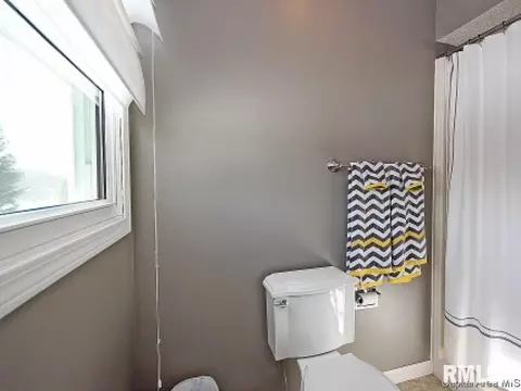 300 Saxon Dr, Springfield, IL 62704 photo 19