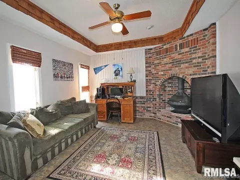 300 Saxon Dr, Springfield, IL 62704 photo 7