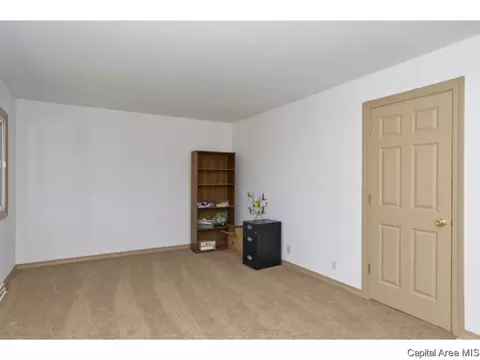 6 Providence Ln, Springfield, IL 62711 photo 5