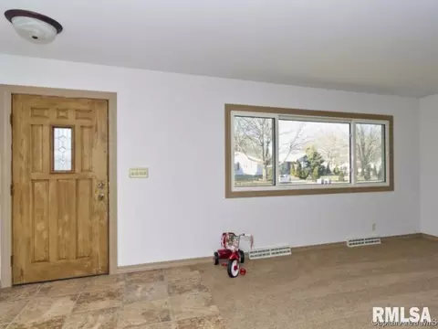 6 Providence Ln, Springfield, IL 62711 photo 3