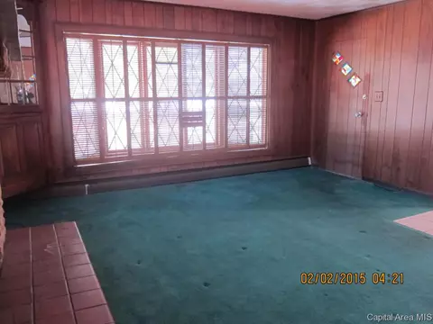 2433 S 15th St, Springfield, IL 62703 photo 5