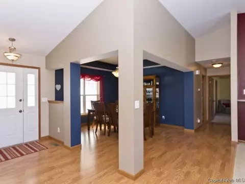 1021 Post Rd, Springfield, IL 62712 photo 3