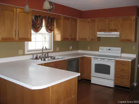 4216 Deming Dr, Springfield, IL 62703 photo 5