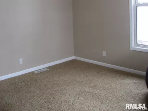 1421 N Franklin, Springfield, IL 62702 photo 2