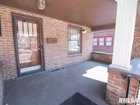 2030 S 5th St, Springfield, IL 62703 photo 3