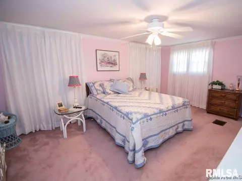 2030 S 5th St, Springfield, IL 62703 photo 16