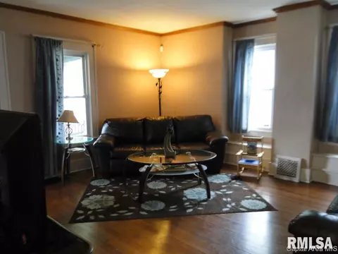 2108 S Holmes, Springfield, IL 62704 photo 4