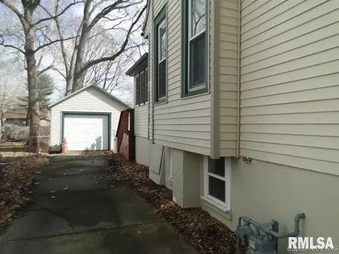 2108 S Holmes, Springfield, IL 62704 photo 19