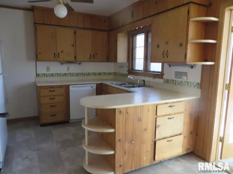 1924 Bruns Lane Ct, Springfield, IL 62702 photo 13