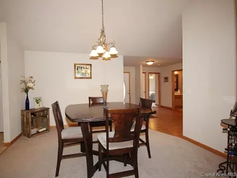 3507 Yorkshire Ct, Springfield, IL 62704 photo 8