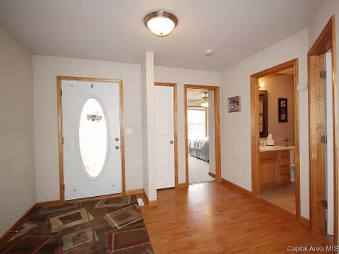 3507 Yorkshire Ct, Springfield, IL 62704 photo 2