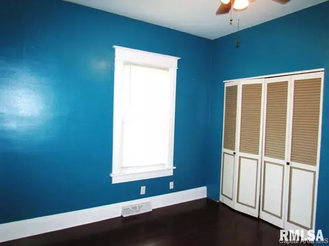 1507 Monroe, Springfield, IL 62704 photo 6