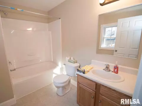 1149 N 7th, Springfield, IL 62702 photo 16