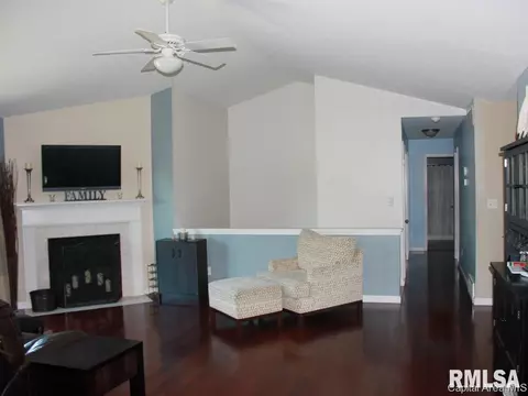 3705 Cranleigh Blvd, Springfield, IL 62712 photo 3