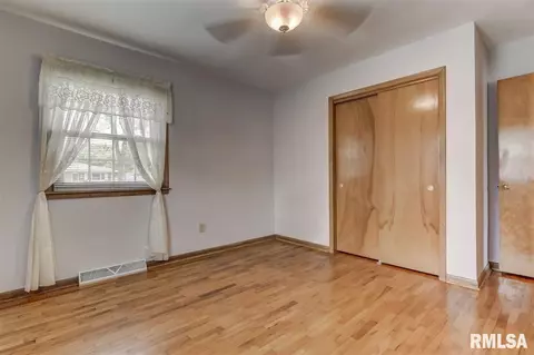 1705 N 23rd St, Springfield, IL 62702 photo 12