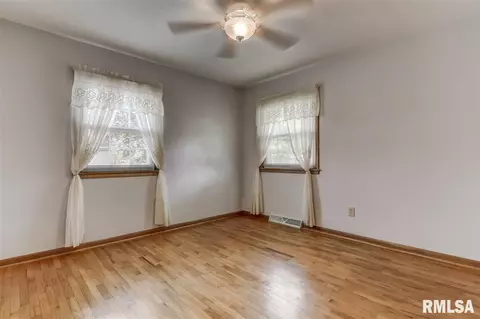 1705 N 23rd St, Springfield, IL 62702 photo 10