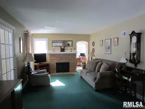 2037 Whittier, Springfield, IL 62704 photo 15