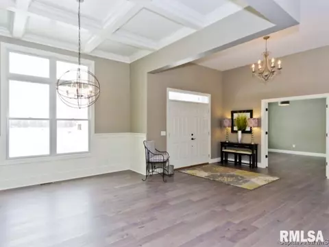 1817 Forest Gln, Chatham, IL 62629 photo 2