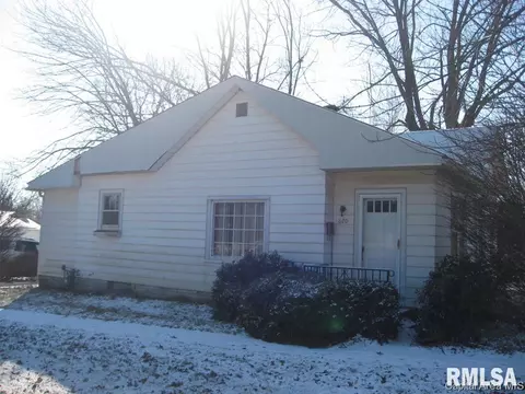 820 E Sangamon Ave, Springfield, IL 62702 photo 2