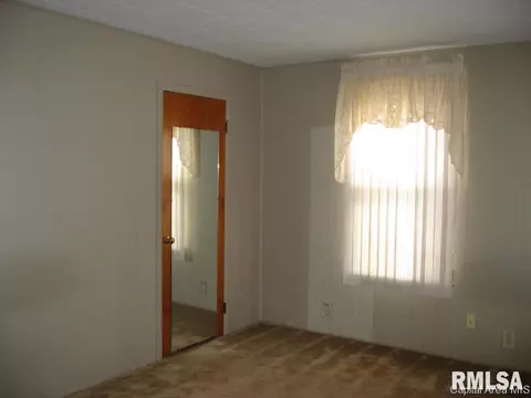 820 E Sangamon Ave, Springfield, IL 62702 photo 13