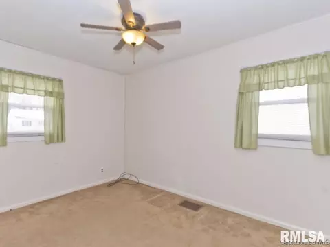 1636 N 20th St, Springfield, IL 62702 photo 7