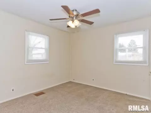 1636 N 20th St, Springfield, IL 62702 photo 9