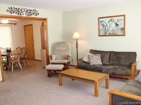 200 Cartwright Dr, Springfield, IL 62704 photo 7