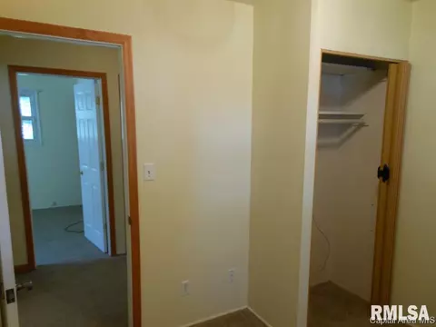 1816 Bertman, Springfield, IL 62702 photo 9