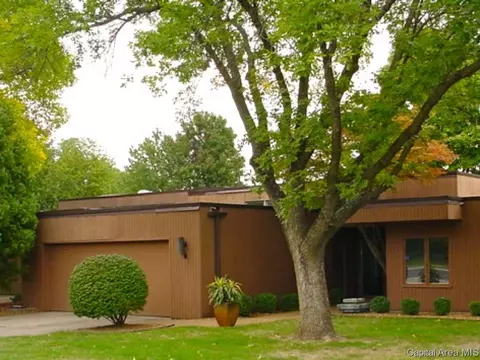 19 Washington Pl, Springfield, IL 62702 photo 1