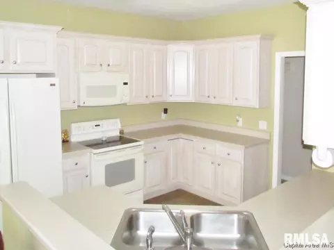 4515 Longfellow Dr, Springfield, IL 62711 photo 5