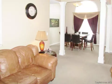 4515 Longfellow Dr, Springfield, IL 62711 photo 3