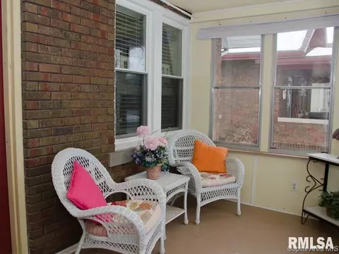 1515 S 4th St, Springfield, IL 62703 photo 15