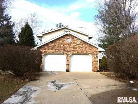 1115 Memory Ln, Springfield, IL 62707 photo 4