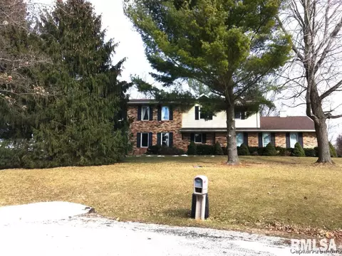 1115 Memory Ln, Springfield, IL 62707 photo 2