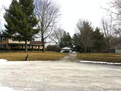 1115 Memory Ln, Springfield, IL 62707 photo 3