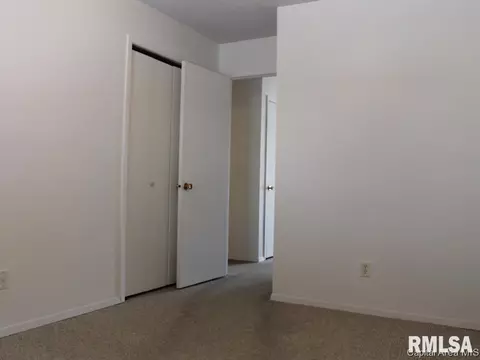 121 Astoria Rd, Springfield, IL 62704 photo 14