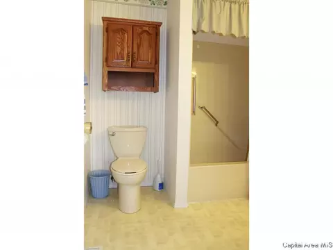 121 Astoria Rd, Springfield, IL 62704 photo 19