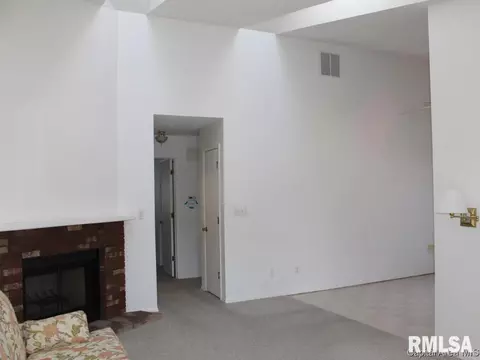 121 Astoria Rd, Springfield, IL 62704 photo 12