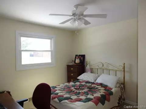 2216 Montclair, Springfield, IL 62704 photo 22