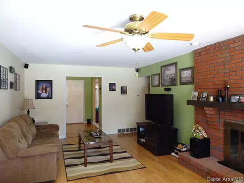 2216 Montclair, Springfield, IL 62704 photo 8