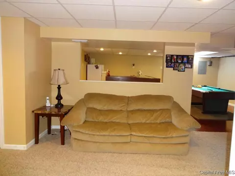 2216 Montclair, Springfield, IL 62704 photo 28