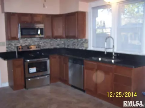 1307 W Iles, Springfield, IL 62704 photo 8