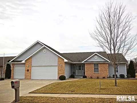 1400 Summershade Dr, Springfield, IL 62712 photo 1