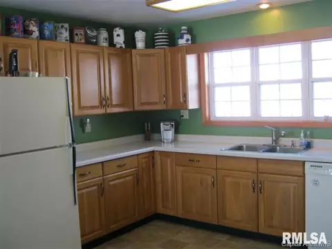 1085 Klor Rd, Buffalo, IL 62515 photo 7