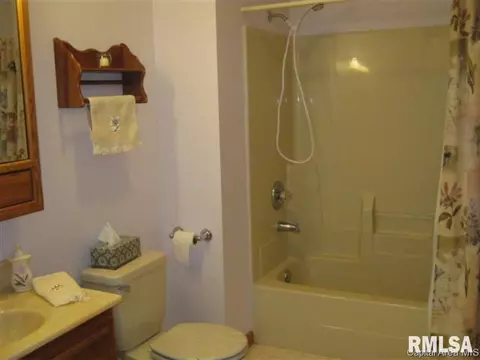 1085 Klor Rd, Buffalo, IL 62515 photo 12