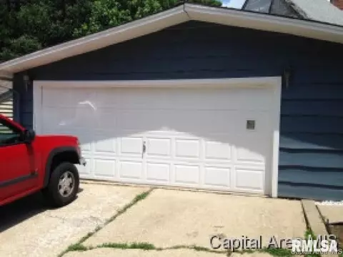 152 N Illinois, Springfield, IL 62702 photo 3