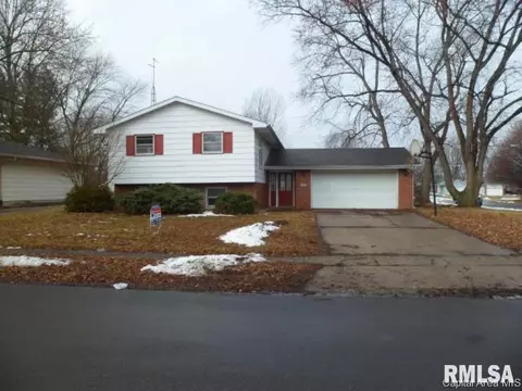 201 Dickinson, Springfield, IL 62704 photo 1