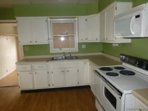 610 W Hay Street St, Springfield, IL 62702 photo 5
