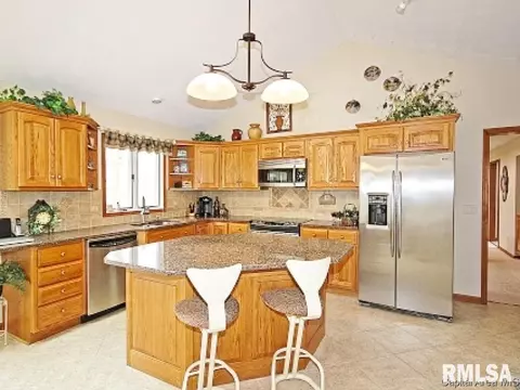 805 Fairfax, Springfield, IL 62702 photo 8