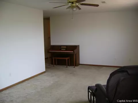 2437 Basil Dr, Springfield, IL 62707 photo 25